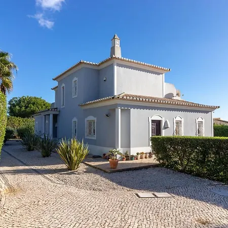 Tranquila * Καρβοέιρο