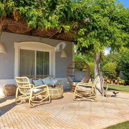 Tranquila * Καρβοέιρο