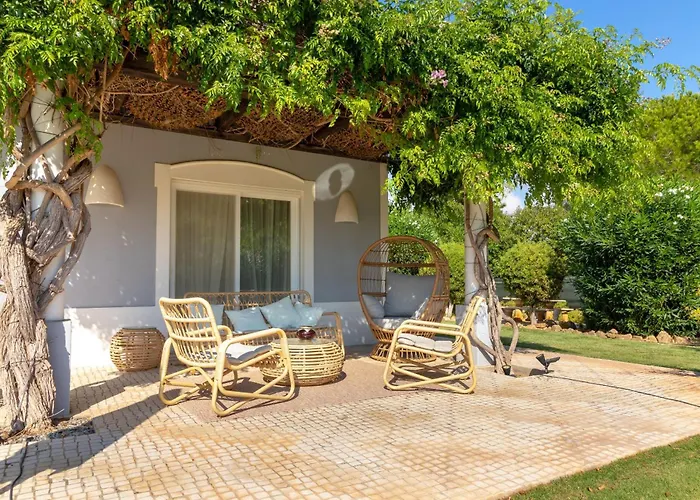 Tranquila * Carvoeiro (Lagoa)